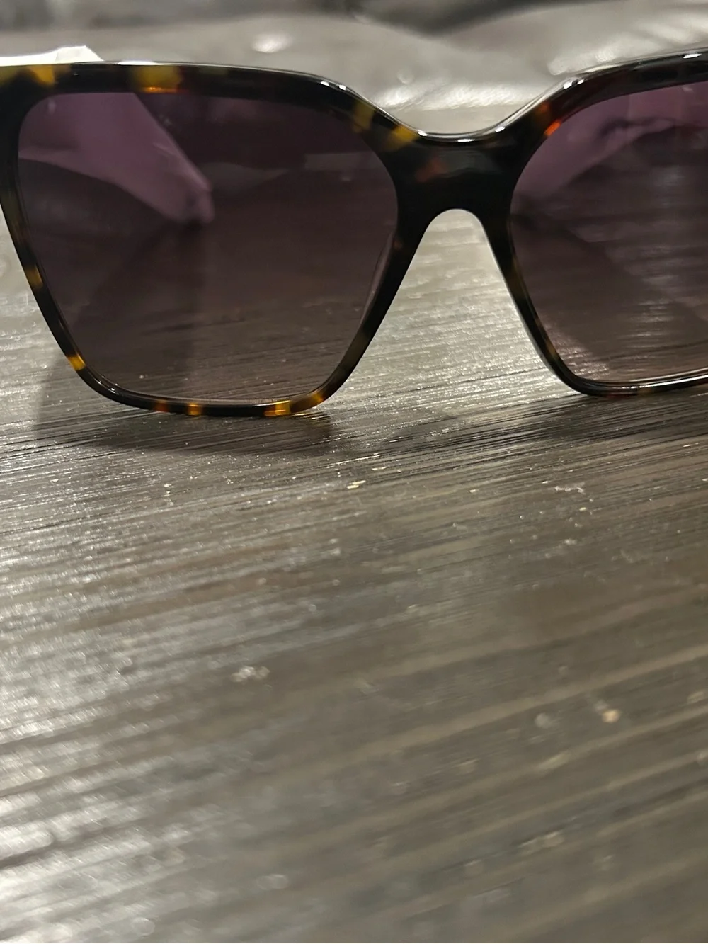 Diff Eyewear stylish tortoiseshell